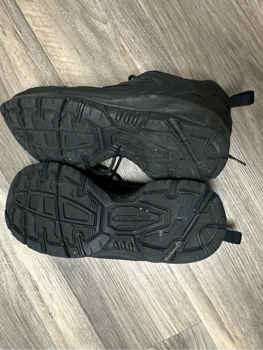 New Balance 381 Black Sneakers